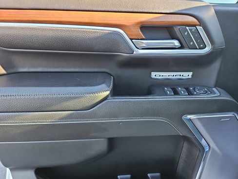 Certified 2022 GMC Sierra 1500 Denali w/ Technology Package image 12