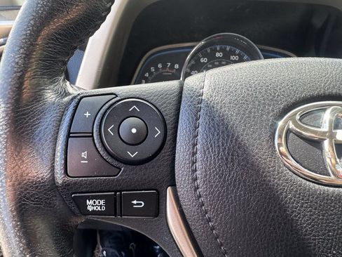 Used 2015 Toyota RAV4 Limited w/ Technology Package AWD/4WD image 15