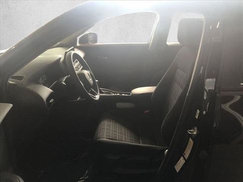 Used 2024 Honda HR-V LX image 10
