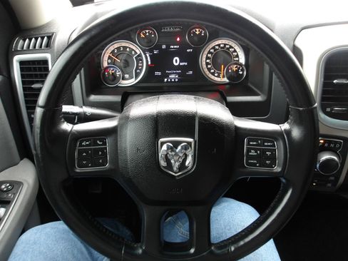 Used 2015 RAM 1500 Big Horn AWD/4WD image 14
