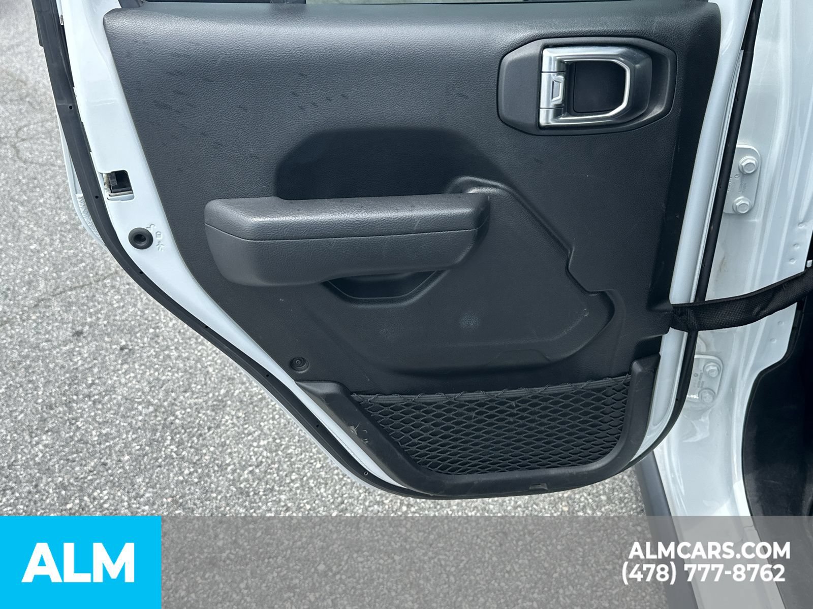 Used 2025 Jeep Wrangler Unlimited Rubicon AWD/4WD image 24