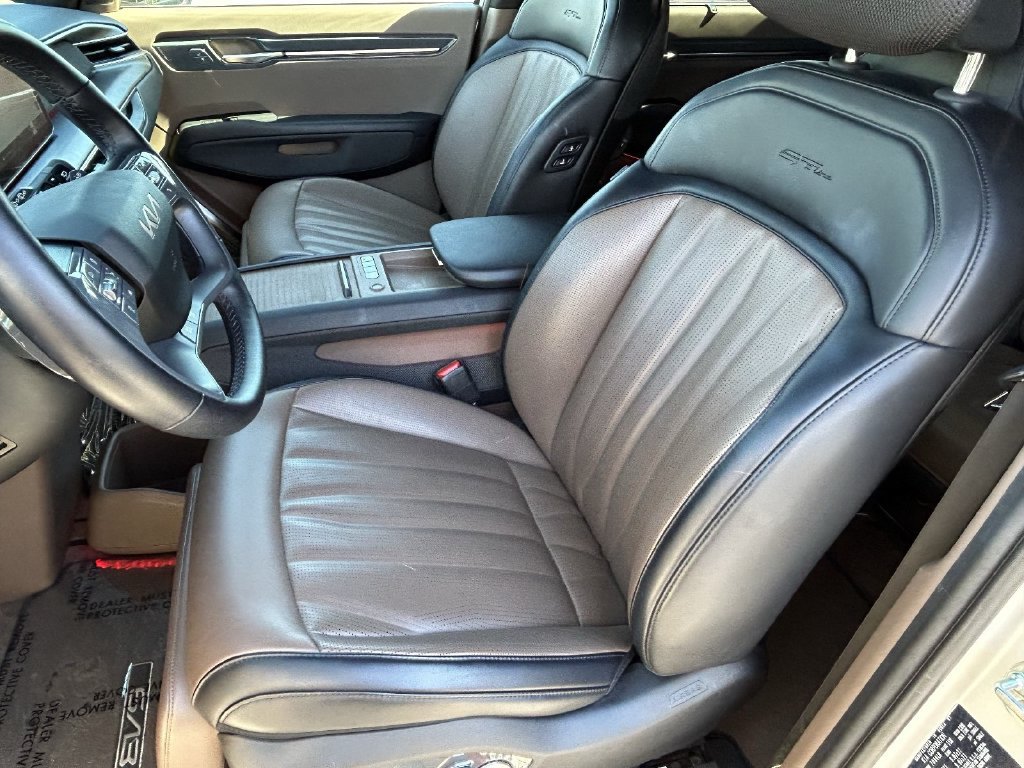 Used 2024 Kia EV9 GT-Line AWD/4WD image 18