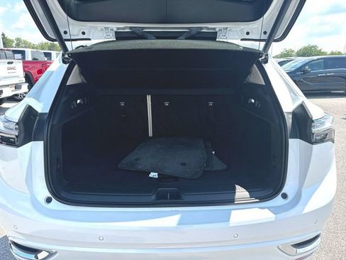Used 2023 Buick Envision Avenir AWD/4WD image 27