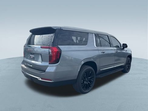 New 2026 GMC Yukon XL Elevation w/ LPO, Elevation Black Package image 9