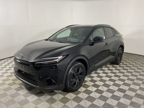 New 2026 Toyota C-HR AWD/4WD image 3
