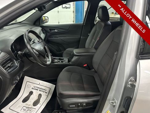 Used 2022 Chevrolet Equinox RS image 11