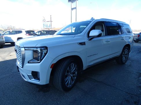 Used 2021 GMC Yukon Denali w/ Denali Ultimate Package image 6