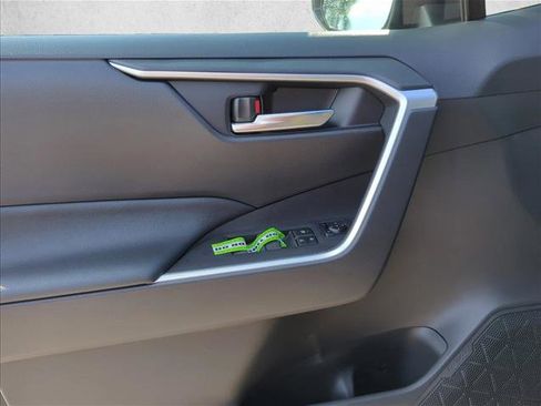 New 2025 Toyota RAV4 SE image 7