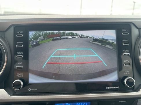 Used 2022 Toyota Tacoma SR5 RWD image 21