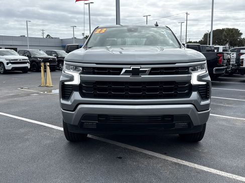Used 2023 Chevrolet Silverado 1500 RST w/ Z71 Off-Road Package AWD/4WD image 3