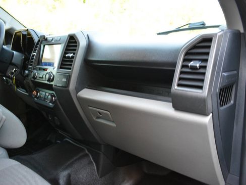 Used 2022 Ford F250 XL w/ STX Appearance Package AWD/4WD image 21