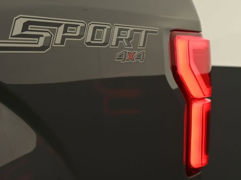 Used 2020 Ford F150 XLT w/ Equipment Group 302A Luxury AWD/4WD image 10