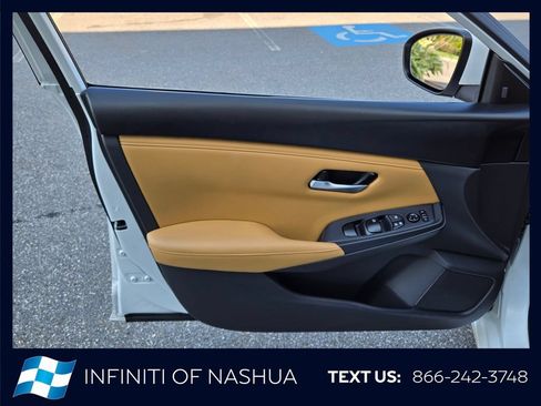 Used 2023 Nissan Sentra SV w/ SV Premium Package FWD image 7