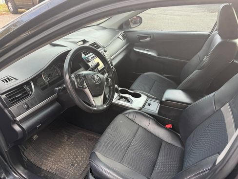 Used 2012 Toyota Camry SE image 13