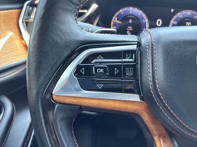Used 2023 Jeep Grand Cherokee L Summit AWD/4WD image 27
