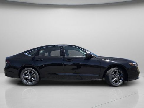 New 2026 Honda Accord EX-L image 24