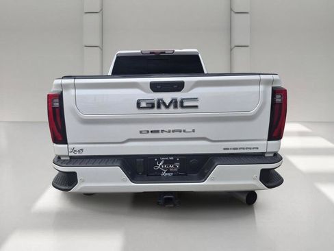 Used 2025 GMC Sierra 3500 Denali Ultimate AWD/4WD image 6
