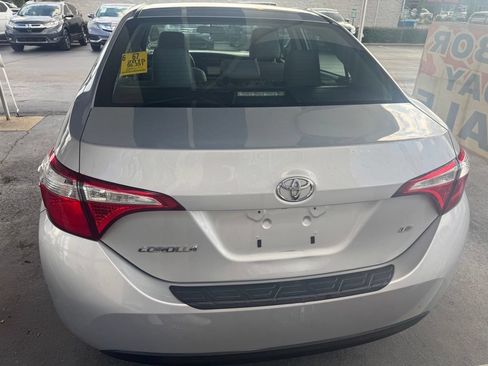 Used 2015 Toyota Corolla LE FWD image 3