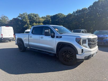 Used 2022 GMC Sierra 1500 Elevation