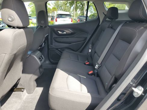 Used 2023 GMC Terrain SLE image 13