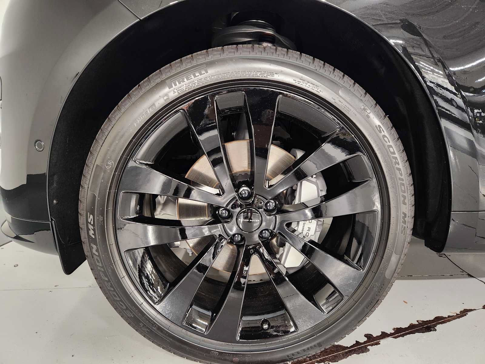New 2027 Land Rover Range Rover Sport Dynamic SE AWD/4WD image 8