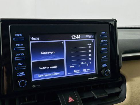 Used 2021 Toyota RAV4 LE FWD image 27