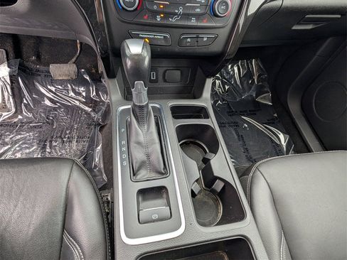 Used 2017 Ford Escape Titanium image 21