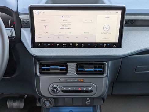 New 2026 Ford Maverick XLT w/ XLT Luxury Package image 16