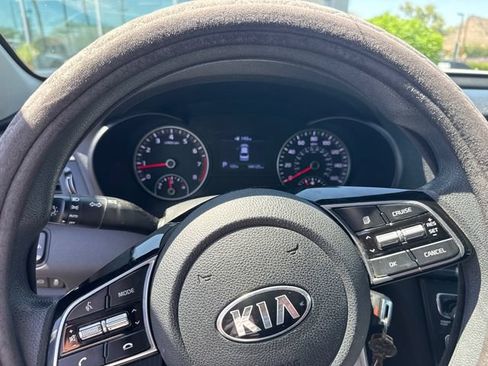 Used 2019 Kia Optima LX FWD image 8
