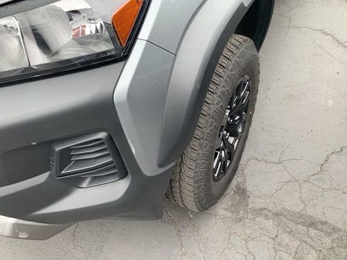 Used 2024 Chevrolet Colorado Trail Boss w/ Advanced Trailering Package AWD/4WD image 2