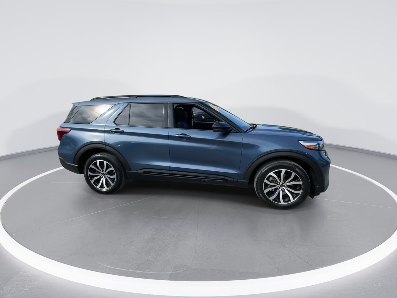 Used 2020 Ford Explorer ST w/ Premium Technology Package AWD/4WD image 23