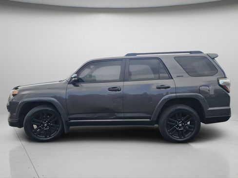 Used 2019 Toyota 4Runner Limited AWD/4WD image 22