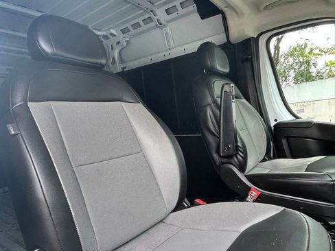 Used 2023 RAM ProMaster 2500 FWD image 29