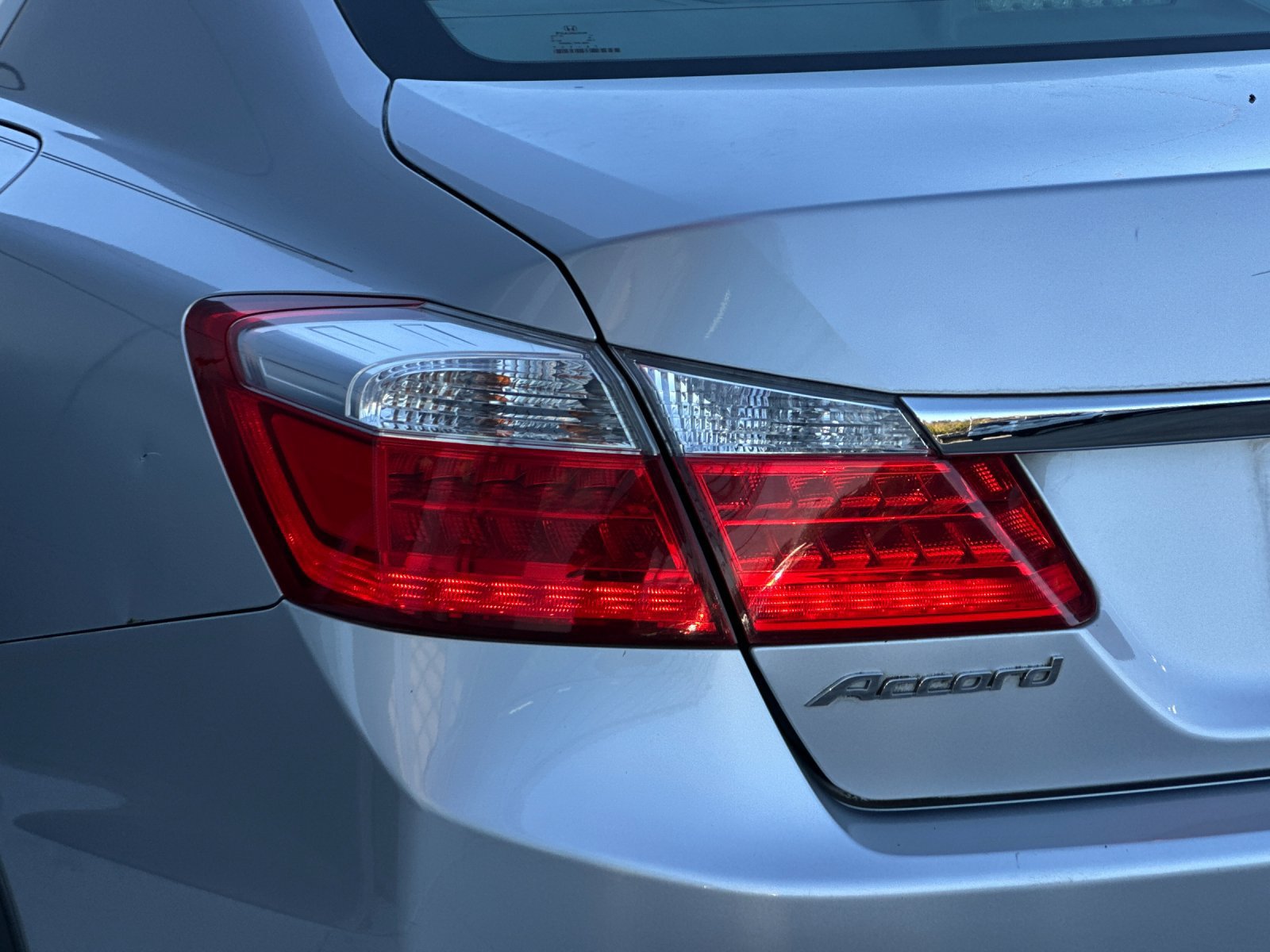 Used 2014 Honda Accord EX-L image 24