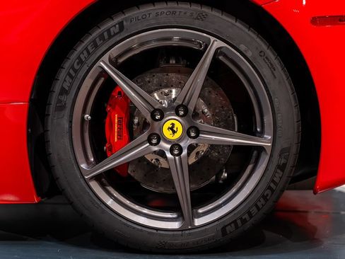 Certified 2014 Ferrari 458 Spider RWD image 14