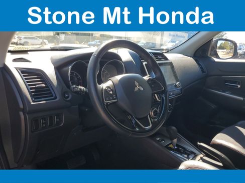 Used 2024 Mitsubishi Outlander Sport SE image 18