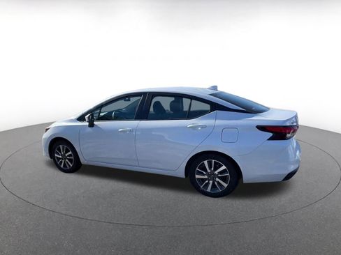 Used 2025 Nissan Versa SV image 10