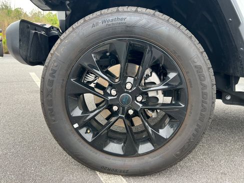 Used 2025 Jeep Wrangler Sahara w/ Safety Group image 11