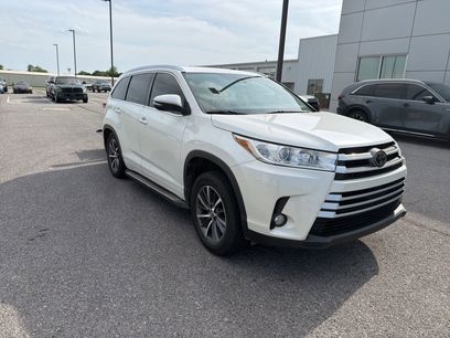 Used 2017 Toyota Highlander XLE