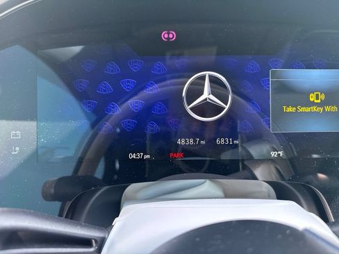 Certified 2024 Mercedes-Benz Maybach EQS 680 4MATIC image 3