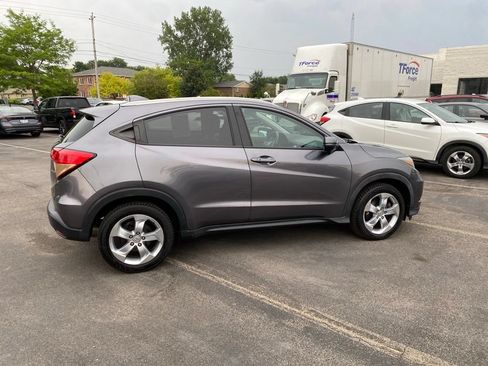 Used 2016 Honda HR-V EX-L image 10
