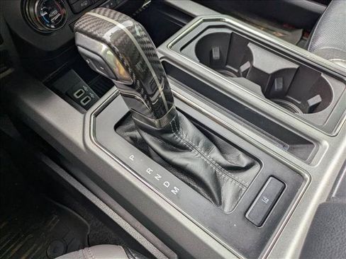 Used 2019 Ford F150 Raptor w/ Equipment Group 802A Luxury AWD/4WD image 10