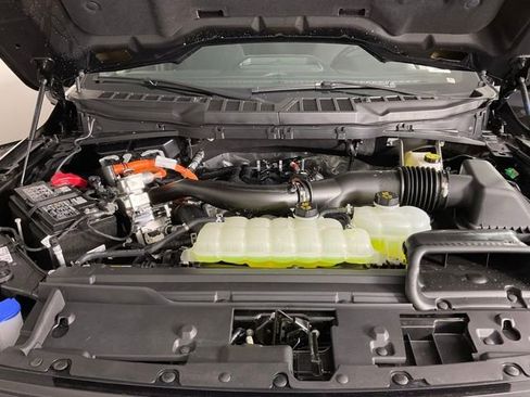 New 2025 Ford F150 XLT w/ Equipment Group 302A MID image 9