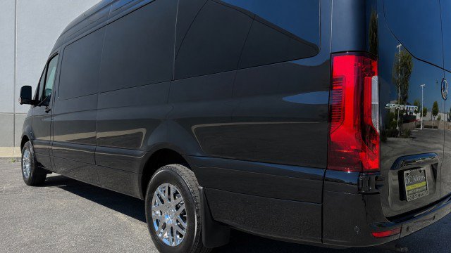 Used 2025 Mercedes-Benz Sprinter 2500 image 44