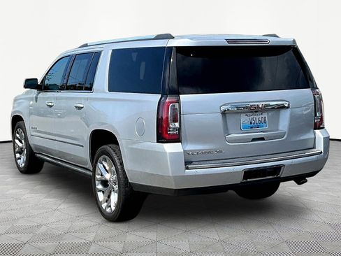 Used 2018 GMC Yukon XL Denali w/ Denali Ultimate Package AWD/4WD image 4