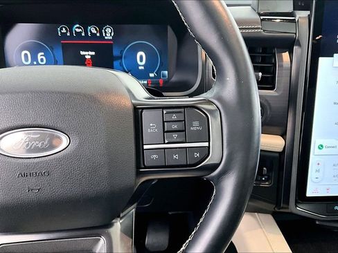 Used 2022 Ford Expedition Platinum image 27