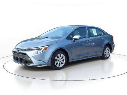 Used 2026 Toyota Corolla LE FWD image 2