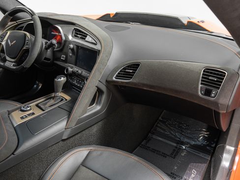 Used 2019 Chevrolet Corvette ZR1 RWD image 14
