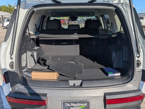 New 2026 Hyundai Santa Fe SE image 27