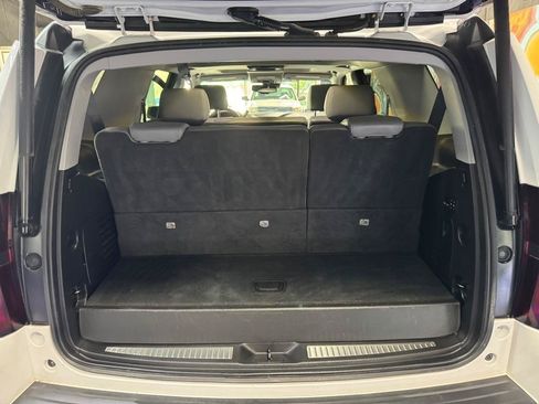 Used 2018 Chevrolet Tahoe LT AWD/4WD image 10